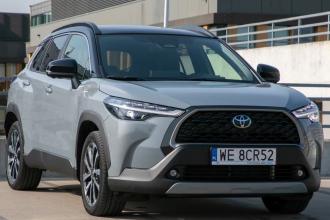 Toyota Corolla Cross 2024 – огляд оновлень та версія з гібридом