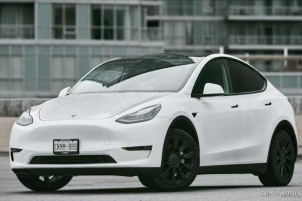 Електрокросовер до $30 000: Tesla Model Y, Volkswagen ID.4 чи Nissan Ariya
