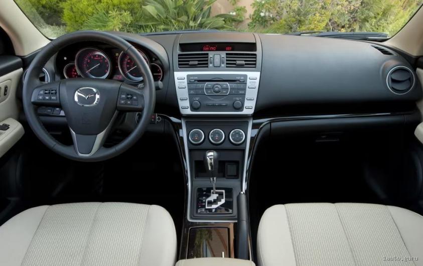 Салон та коробка передач Mazda 6