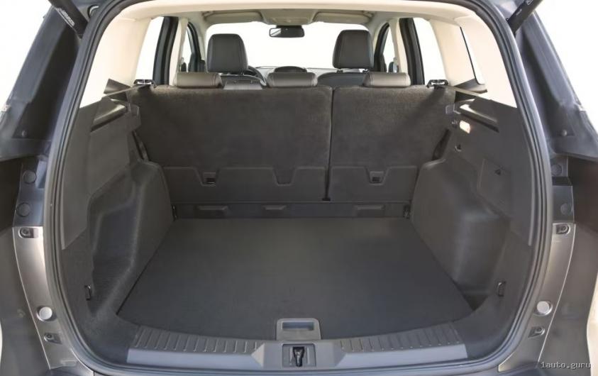 Місткий багажник Ford Kuga I/II