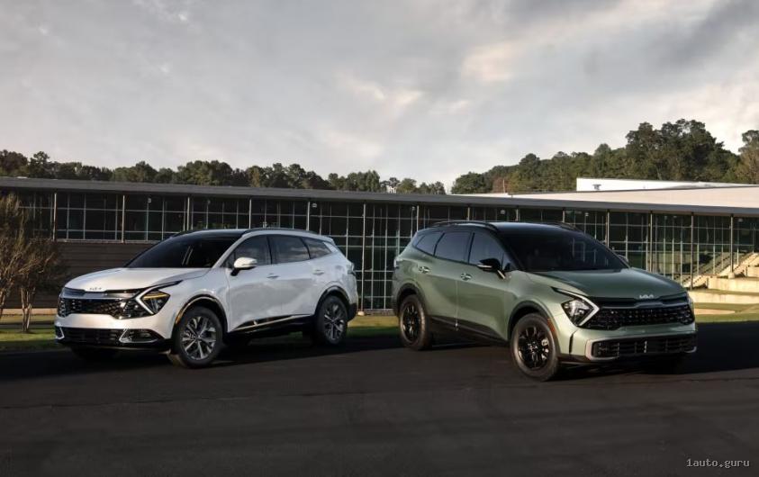 Бензинова та PHEV версії Kia Sportage 2023