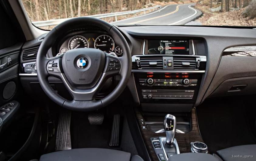 Інтер’єр BMW X3 F25, iDrive, селектор Steptronic і передні сидіння