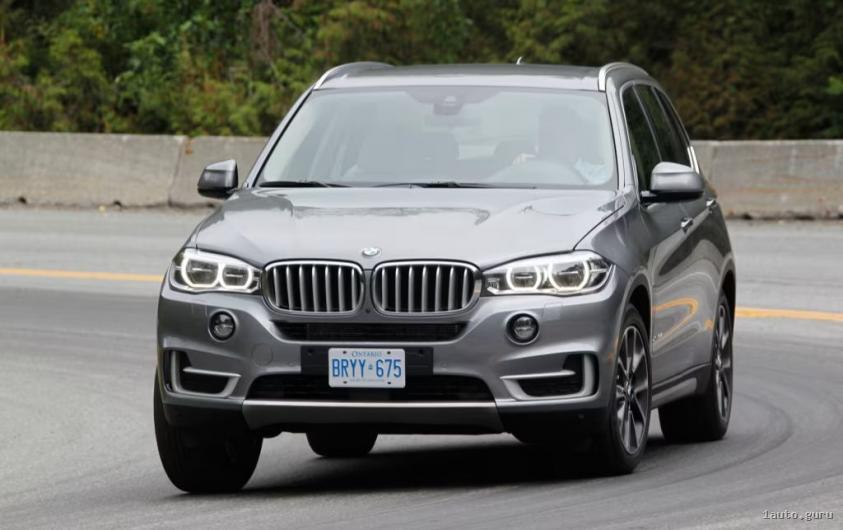 BMW X5 F15 xDrive30d, вигляд спереду у три чверті
